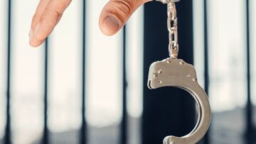 Złapani podczas kontroli drogowej, posiadali narkotyki. Odpowiedzą przed sądem
