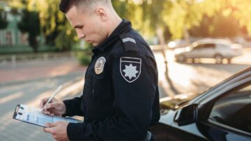 Spektakularny pościg w Cieszynie: 33-letni poszukiwany desperacko próbował uniknąć policji