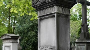 Odsłonięcie ekspozycji "Złote momenty" Marceliny Kubaczki w skoczowskiej Galerii Miejskiej ARTadres