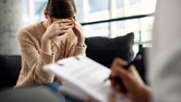 Problematyczne uzależnienia w społeczeństwie – jak im zapobiec i skutecznie pomóc?