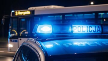 Policjanci z Cieszyna rozwiązali zagadkę morderstwa 83-letniej kobiety, zatrzymując podejrzanych o brutalne przestępstwo