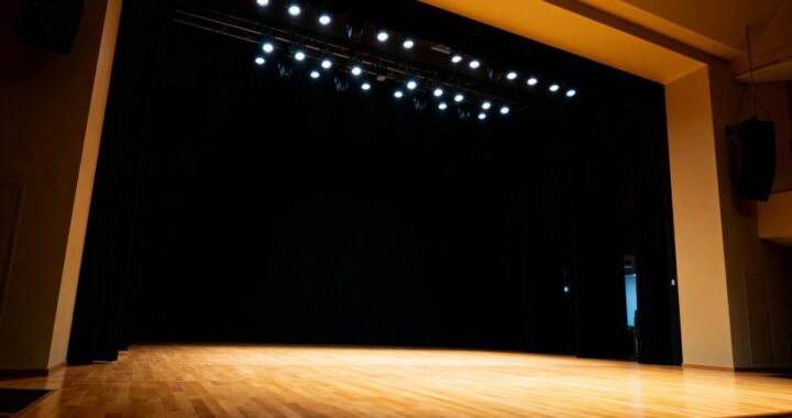 zmiana-w-repertuarze--zamiast-zaplanowanego-tytu---auto-6564