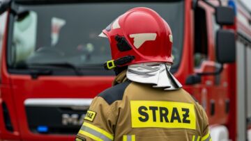 Cieszyńscy strażacy walczą z pożarem w Puszczy Solskiej