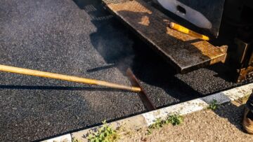 Skoczów w rozkwicie: inwestycje w drogi, szkoły i nowoczesną infrastrukturę